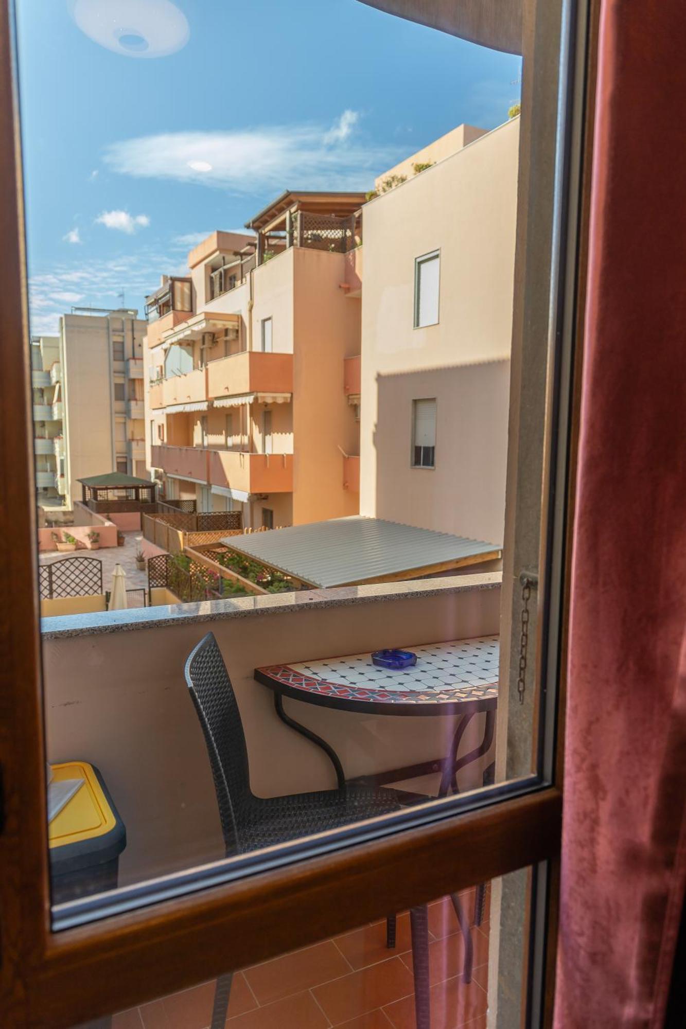 B&B Nonna Maria Алгеро Екстериор снимка